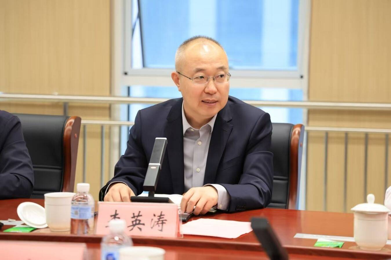 济南市推动宠物经济高质量发展暨 人宠友好与城市文明座谈会召开(图7)