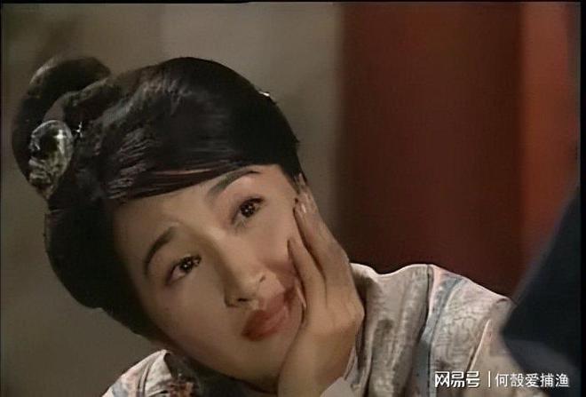 张家辉与关咏荷香港街头美食61岁关咏荷状态引关注(图4)