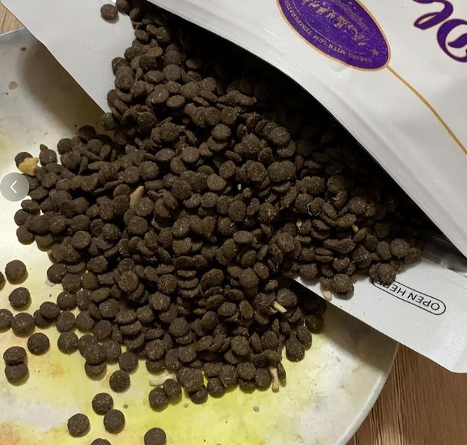 肠胃差的狗狗吃什么狗粮？希喂和拉妃狗粮谁消化率更高？(图2)