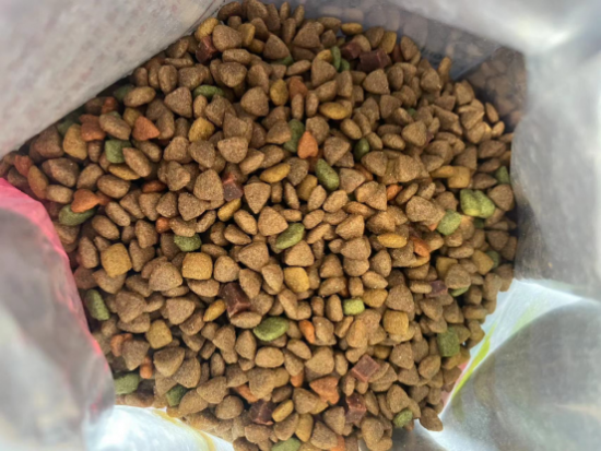 九游app:麦富迪营养森林肉粒系列 大颗肉粒让狗子吃的过瘾(图3)