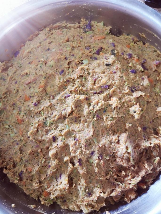 九游官网入口：不知选啥狗粮？贝贝萌约草本配方来解决(图1)